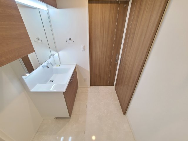 浦和区岸町4丁目戸建の洗面所|★脱衣スペースの画像です★