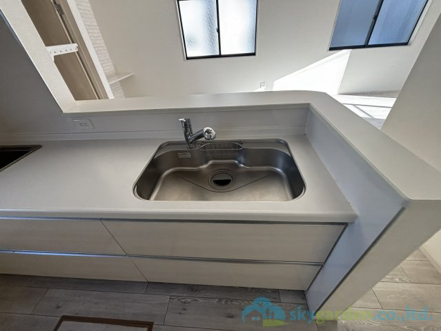 平塚市東中原2丁目　中古戸建のキッチン