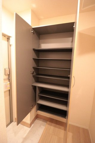 ガーデニアの玄関