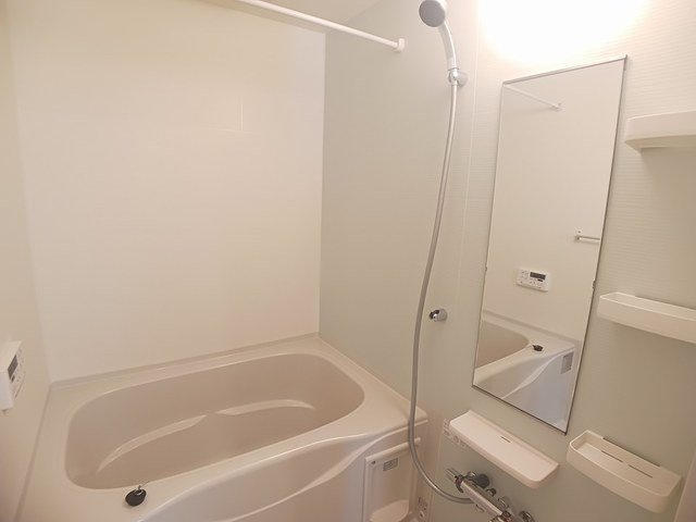 シエーナＢの浴室