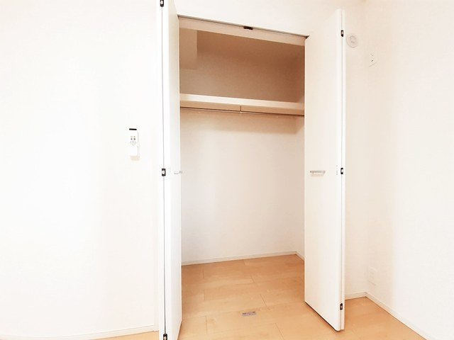 ロイヤルパーク東上野の収納