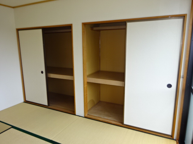 セジュール清水 Ａ棟の収納