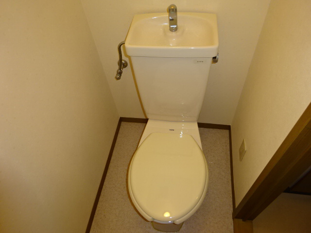 セジュール清水 Ａ棟のトイレ