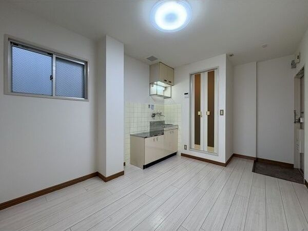 I　Cube玉造の居間・リビング