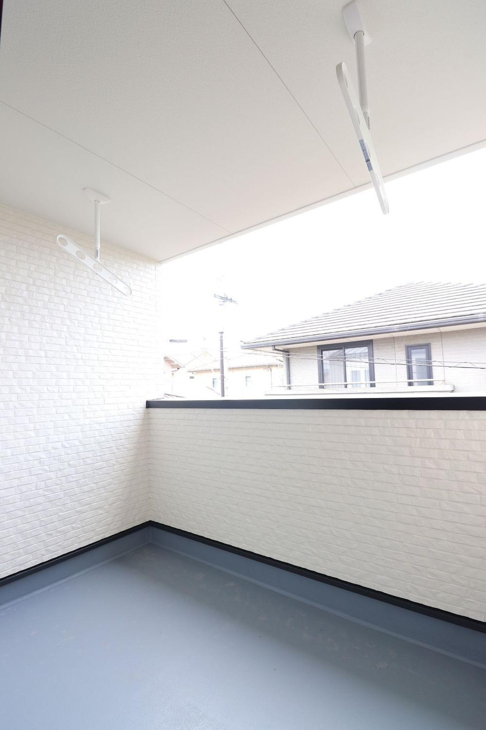 LAVIE　水泥2501のバルコニー