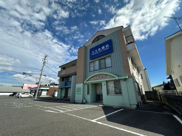 厚花ビルの外観