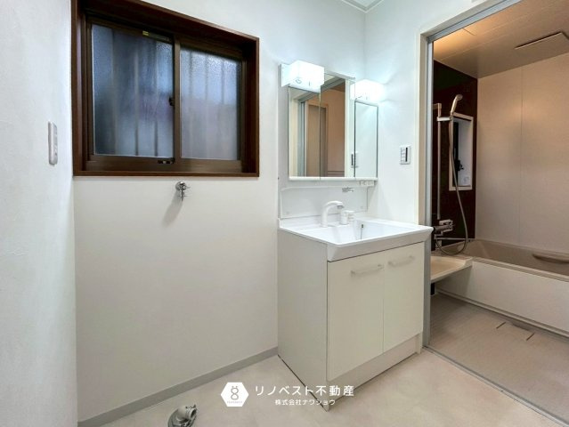 東大阪市布市町4丁目の防犯設備|テレビモニター付きのインターホンで事前に訪問者を確認できるのは安心ですね♪