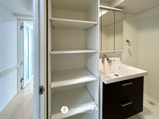 布施コープ弐番館の防犯設備|TVモニター付きインターホン完備。
防犯面も安心ですね♪