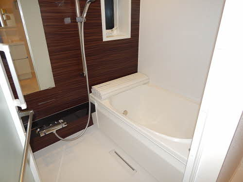 フルール　ド　ソレイユの浴室