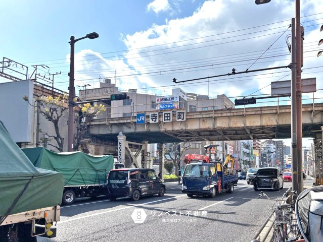生野東3丁目の周辺|【JR寺田町駅】徒歩約16分（約1.1km）少し距離があるので自転車などがあると楽に行けますね。通勤がてらに運動をするのもいいかもしれません。
