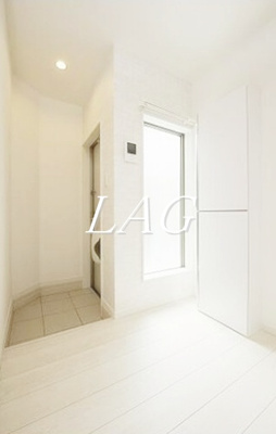 【玄関】 | あおばはうす立花 | 玄関です。