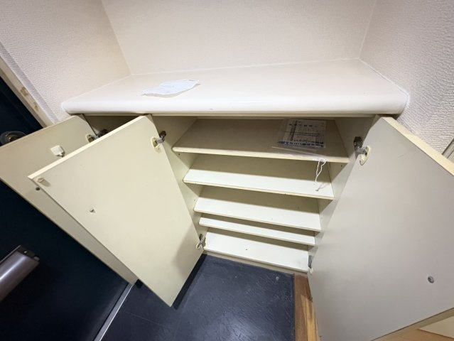 潮ハイツの和室