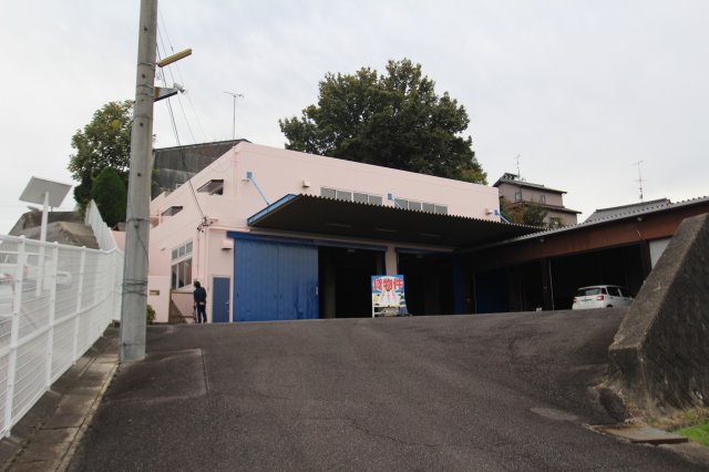 坊金町３２貸倉庫の外観