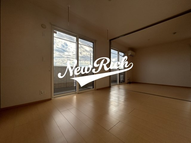 前橋市総社町総社のアパートのバルコニー