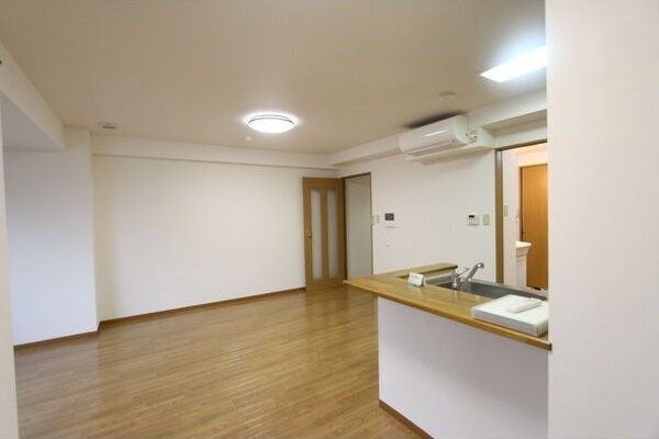 レヴァンテの居間・リビング