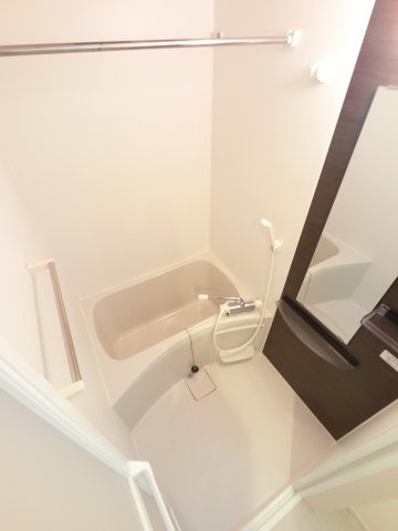 リブリ・コスモス　ディーの浴室