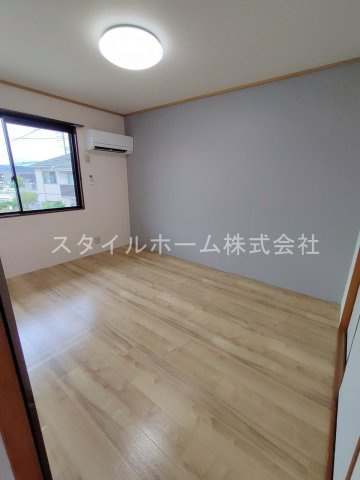 ファミールＳＡＩＴＯ　Ｂの居間・リビング