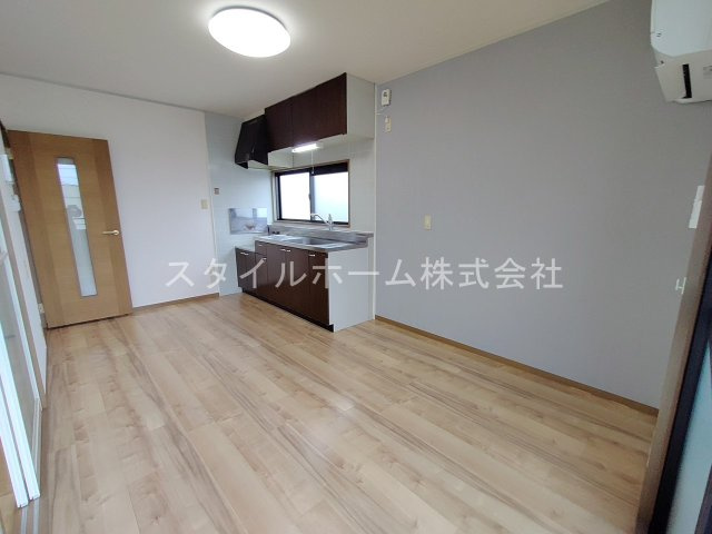 ファミールＳＡＩＴＯ　Ｂの居間・リビング