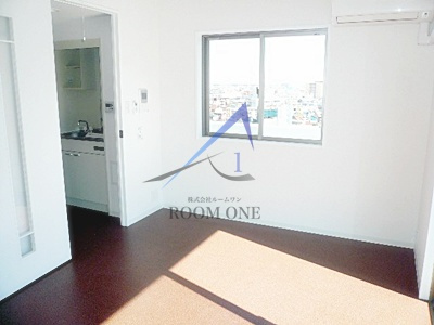 アクシーズタワー川口幸町の居間・リビング|洋室のお部屋です。