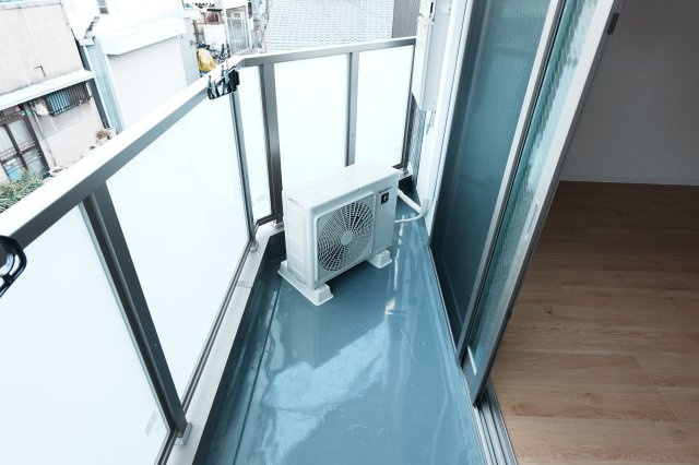【バルコニー】