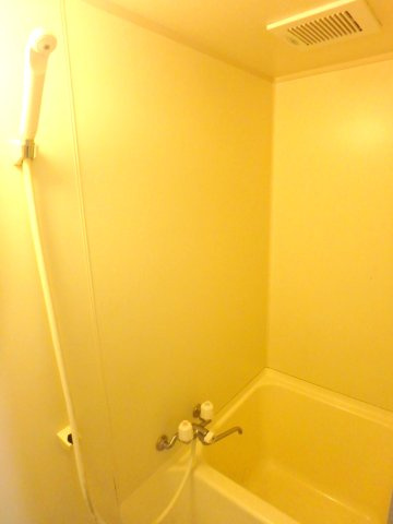 フラット３Ｎの浴室|コンパクトで使いやすいお風呂です