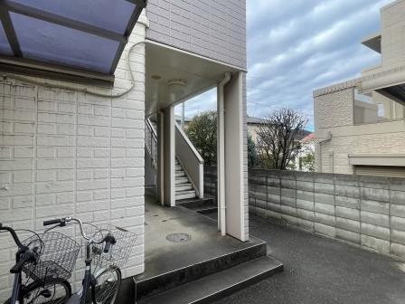 川越市大字青柳の賃貸マンションのエントランス|建物の内部です