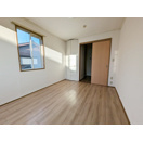 川越市大字青柳の賃貸マンションの居間・リビング|コンパクトで使いやすい洋室です