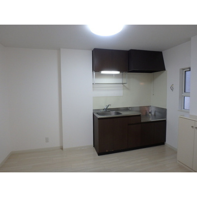 【キッチン】 | ドミール2号棟 | キッチンでお料理をお楽しみください