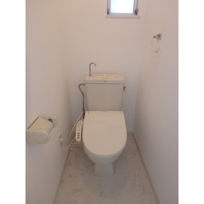 【トイレ】 | ドミール2号棟 | トイレもきれいです