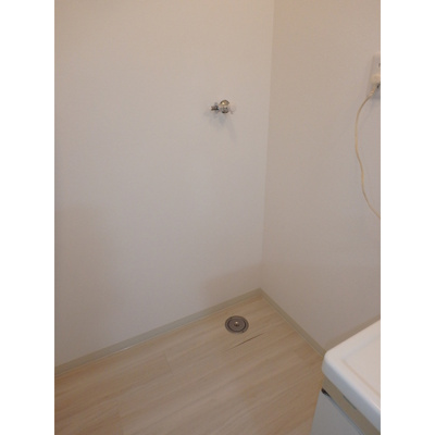 【洗面所】 | ドミール2号棟 | 広い洗面スペース