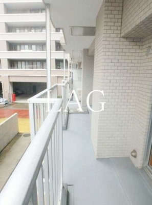 【バルコニー】 | ファミリオン本厚木 | バルコニーです。