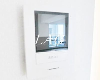 【セキュリティ】 | ファミリオン本厚木 | モニター付きインターフォンです。