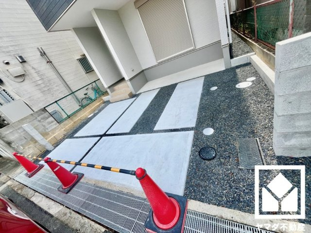 京田辺市草内八田2期1号地の駐車場