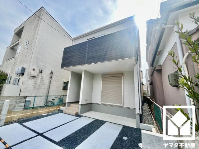 京田辺市草内八田の外観