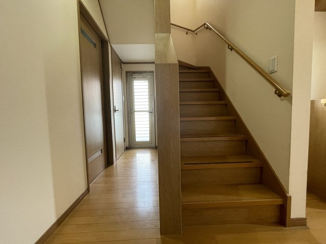 中古戸建・中古住宅　郡山市亀田2丁目　桑野小・第六中のその他|階段