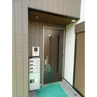 【エントランス】 | Zレジデンス駒込 | 清潔なエントランスです