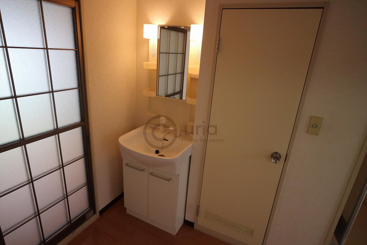 フレグランス六甲道の洗面所