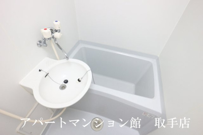 【浴室】 | レオパレスクレスト | 画像5