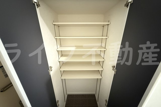 エムズコート吉田の収納|便利な収納スペースです