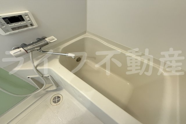 エムズコート吉田の浴室|お風呂で日々の疲れを落としましょう