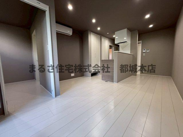 Spumoniの居間・リビング|A201の写真です。