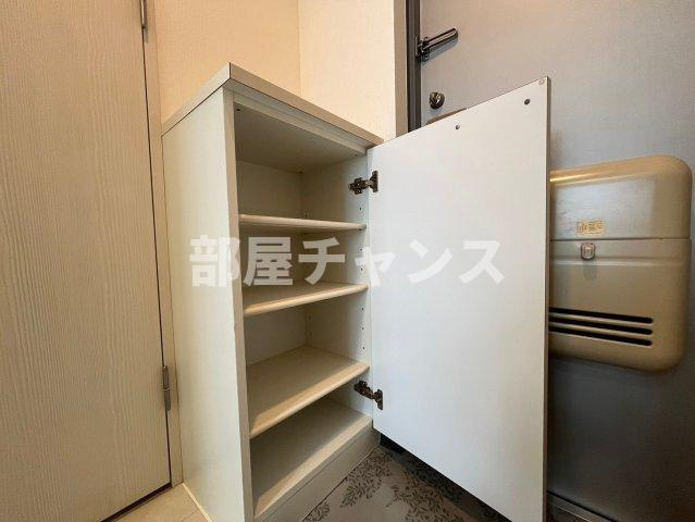 スクエア・アパートメントの収納