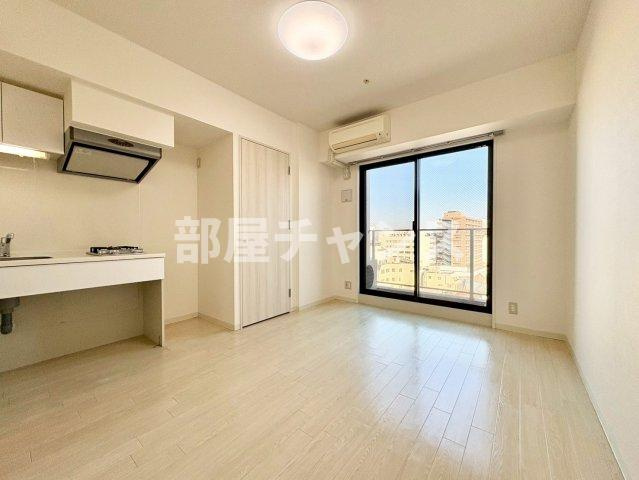 スクエア・アパートメントの居間・リビング