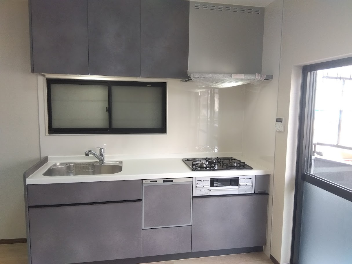 大阪府寝屋川市池田西町15－9のキッチン|使いやすいキッチンです