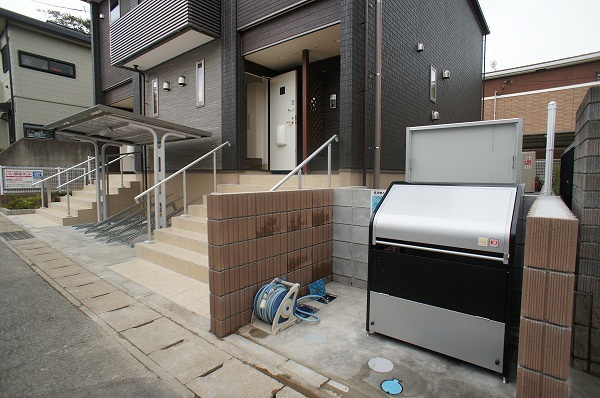 トマトハイツ3のエントランス