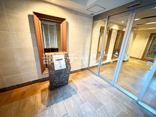 プレサンス久屋大通セントラルパークのエントランス