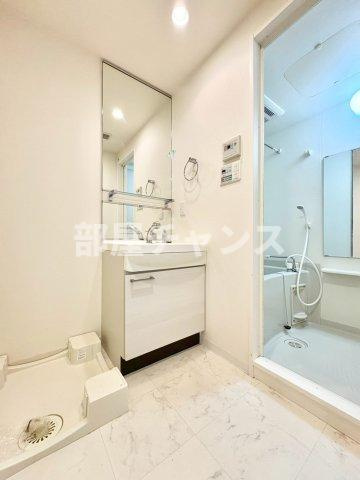 プレサンス久屋大通セントラルパークの独立洗面台