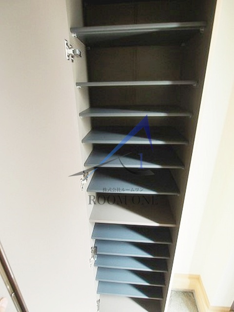 リアン　リン（Ｌｉｅｎ　Ｌｉｎ）