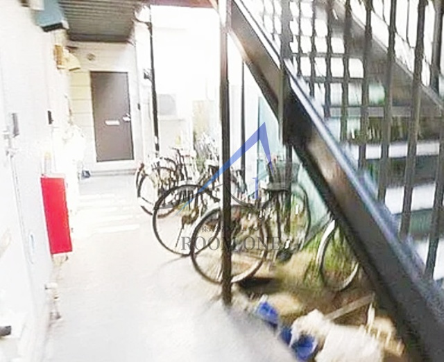 メゾンアライのエントランス|エントランスです。