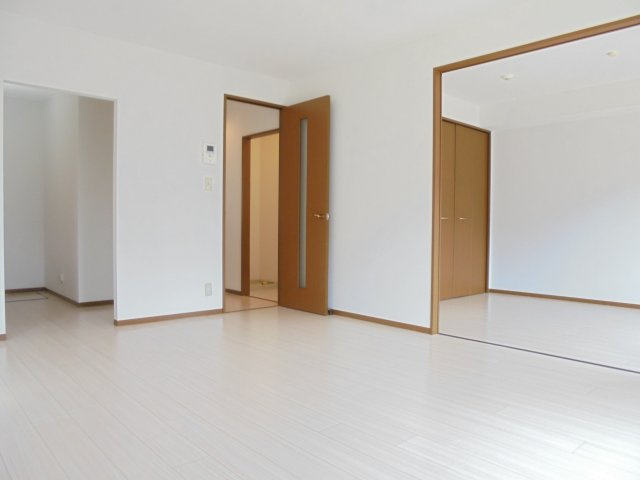 ヴィクトワール・コートの居間・リビング